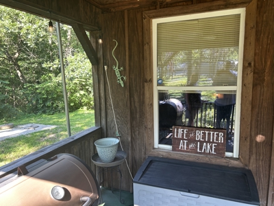 So. Grand Lake Cabin, NE OK, 2 b, 1 ba, 1 acre, Recently Updated - image 15