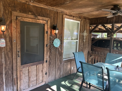 So. Grand Lake Cabin, NE OK, 2 b, 1 ba, 1 acre, Recently Updated - image 2