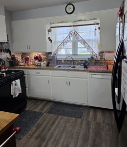 Charming 3 Bedroom Ranch Style Home in Wynnewood - image 8