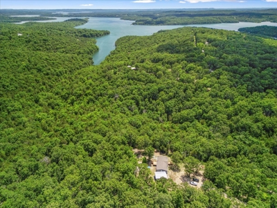 Ozarks Lake Property on 3 Acres Near Bull Shoals Lake - image 2
