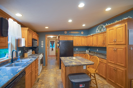 3 Bedroom Home on Wooded Acreage in Sturgeon Lake, MN - image 6