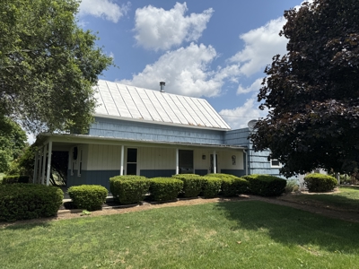 Country Home Auction- THURS., JULY 31ST @ 6PM - image 3