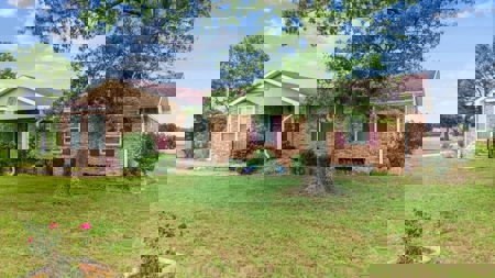 Pryor, Oklahoma Home For Sale on 1 acre - image 2