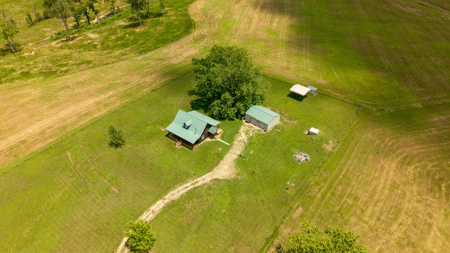 Secluded Log Home Retreat with Stunning Views in the Ozarks - image 44