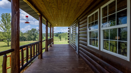 Secluded Log Home Retreat with Stunning Views in the Ozarks - image 8