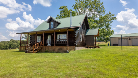 Secluded Log Home Retreat with Stunning Views in the Ozarks - image 4