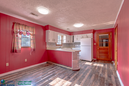 Online Only Absolute Auction - 3 Bed 2 Bath Brick Home Albany, Ky - image 14