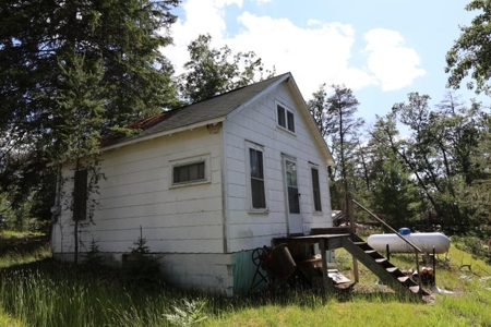 Cabin on 4 Lots in Canada Creek Ranch Atlanta MI - image 2