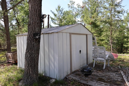 Cabin on 4 Lots in Canada Creek Ranch Atlanta MI - image 3