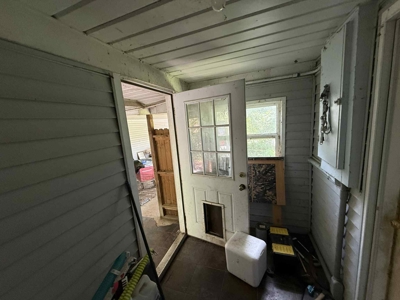 3-Bedroom Home Waiting for Your Personal Touch! - image 18