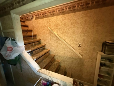 3-Bedroom Home Waiting for Your Personal Touch! - image 33