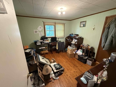 3-Bedroom Home Waiting for Your Personal Touch! - image 29