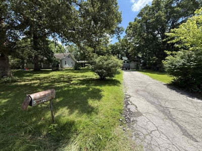 3-Bedroom Home Waiting for Your Personal Touch! - image 12