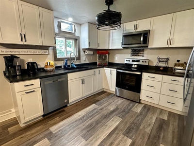 Ranch Home For Sale in Waupaca near Chain O' Lakes - image 11