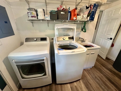 Ranch Home For Sale in Waupaca near Chain O' Lakes - image 24