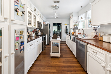 Cozy County Home for Sale in Branford, Florida - image 26