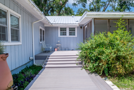 Cozy County Home for Sale in Branford, Florida - image 50