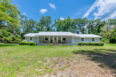 Cozy County Home for Sale in Branford, Florida - image 1
