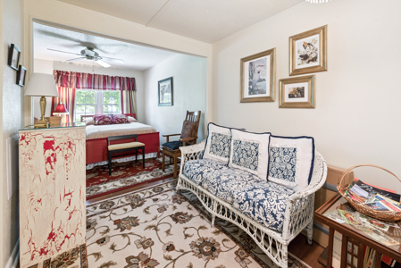 Cozy County Home for Sale in Branford, Florida - image 14