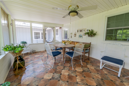 Cozy County Home for Sale in Branford, Florida - image 42