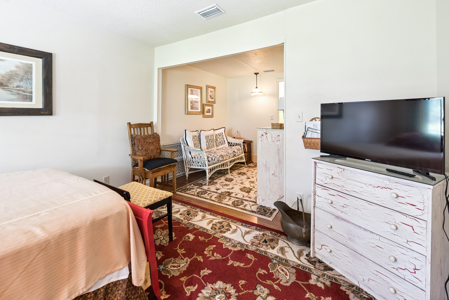 Cozy County Home for Sale in Branford, Florida - image 11