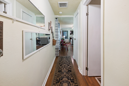 Cozy County Home for Sale in Branford, Florida - image 48