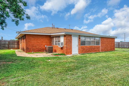 3 Bed 2 Bath Home for Sale Clinton, OK - image 30