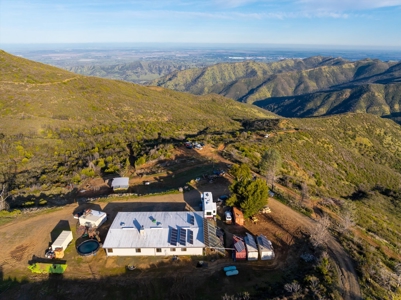 Vacaville, CA Mountaintop 160 Acre Off Grid 4 Bed /3 Bath Home - image 3