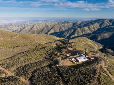Vacaville, CA Mountaintop 160 Acre Off Grid 4 Bed /3 Bath Home - image 1
