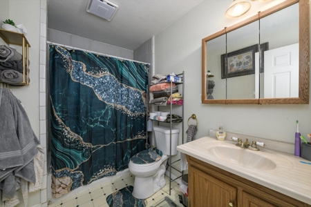 Vacaville, CA Mountaintop 160 Acre Off Grid 4 Bed /3 Bath Home - image 21