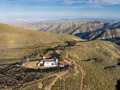 Vacaville, CA Mountaintop 160 Acre Off Grid 4 Bed /3 Bath Home - image 33