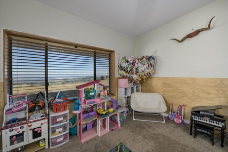 Vacaville, CA Mountaintop 160 Acre Off Grid 4 Bed /3 Bath Home - image 23