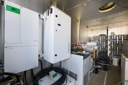 Vacaville, CA Mountaintop 160 Acre Off Grid 4 Bed /3 Bath Home - image 25