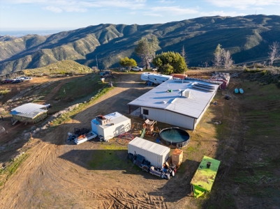 Vacaville, CA Mountaintop 160 Acre Off Grid 4 Bed /3 Bath Home - image 31