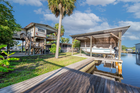 Canal Front Home For Sale in Suwannee, FL - image 1