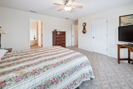 Canal Front Home For Sale in Suwannee, FL - image 39