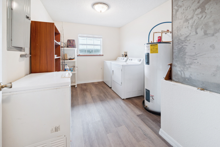 Canal Front Home For Sale in Suwannee, FL - image 36