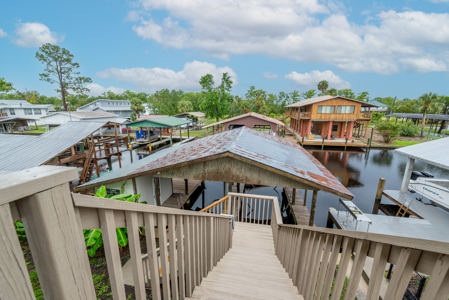 Canal Front Home For Sale in Suwannee, FL - image 15
