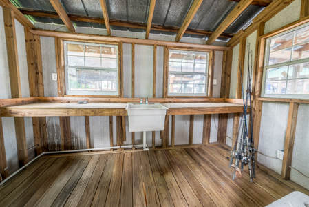 Canal Front Home For Sale in Suwannee, FL - image 13