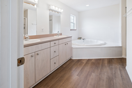 Canal Front Home For Sale in Suwannee, FL - image 40