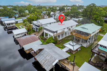 Canal Front Home For Sale in Suwannee, FL - image 1