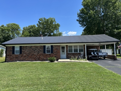 Fully Renovated Home In Town - Garage - Large Yard - Liberty, Ky. - image 1