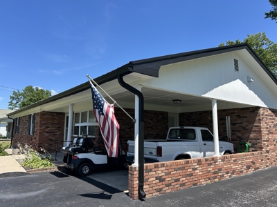 Fully Renovated Home In Town - Garage - Large Yard - Liberty, Ky. - image 4