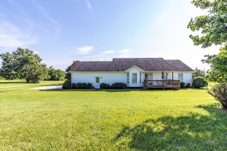 Country Home for Sale in Maury County, Tennessee - image 28