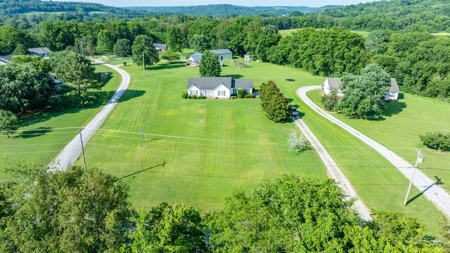 Country Home for Sale in Maury County, Tennessee - image 34