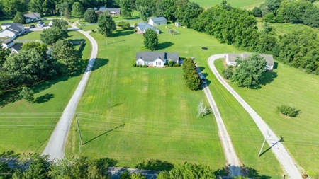 Country Home for Sale in Maury County, Tennessee - image 35
