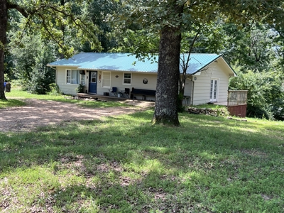 Home for sale in the Arkansas Ozarks - image 5
