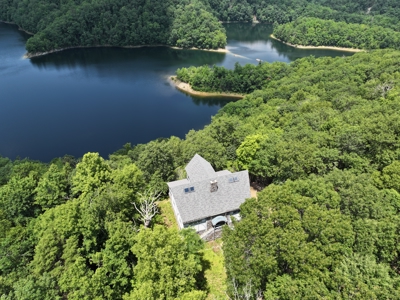 Contemporary Home with Panoramic Dan River and Reservoir Views - image 47