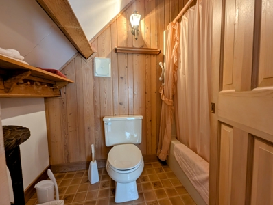 Contemporary Home with Panoramic Dan River and Reservoir Views - image 27