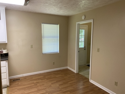 3 Bedroom Home In Town For Sale In Tn, Nice Neighborhood - image 13